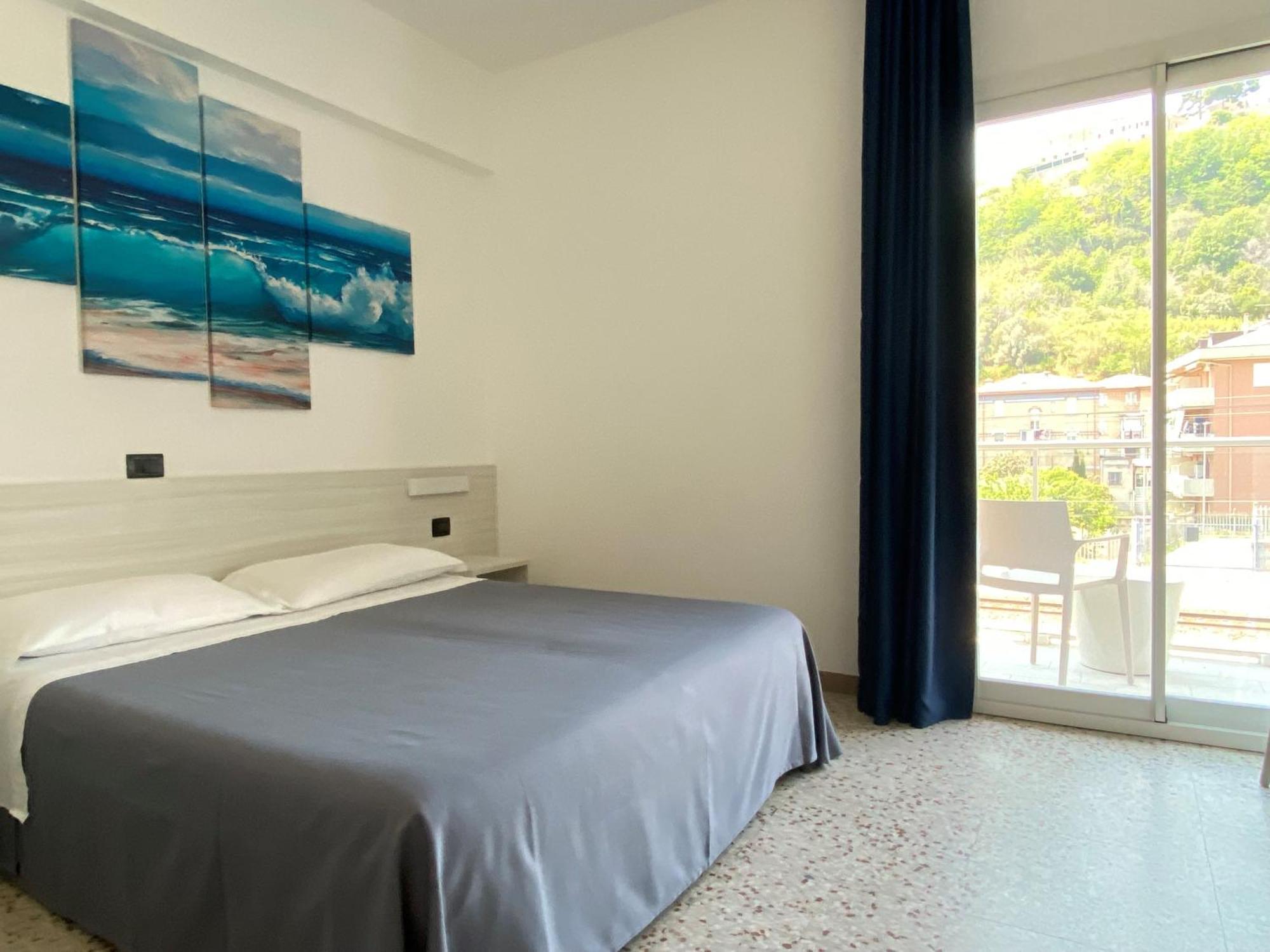 קופרה מריטימה Hotel Ideal מראה חיצוני תמונה